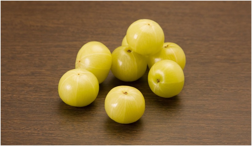Top Benefits Of Consuming Amla Every Morning