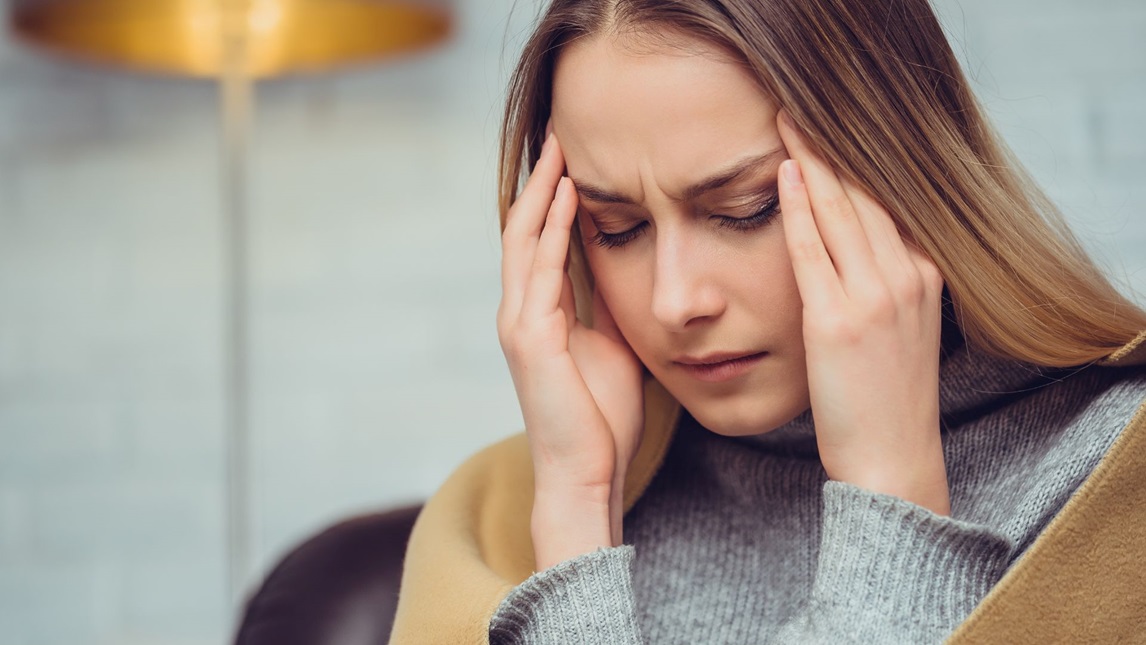 3 Warning Signs That Your Headache Might Be Serious