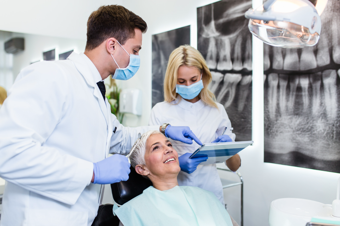 Periodontist experts for periodontal disease