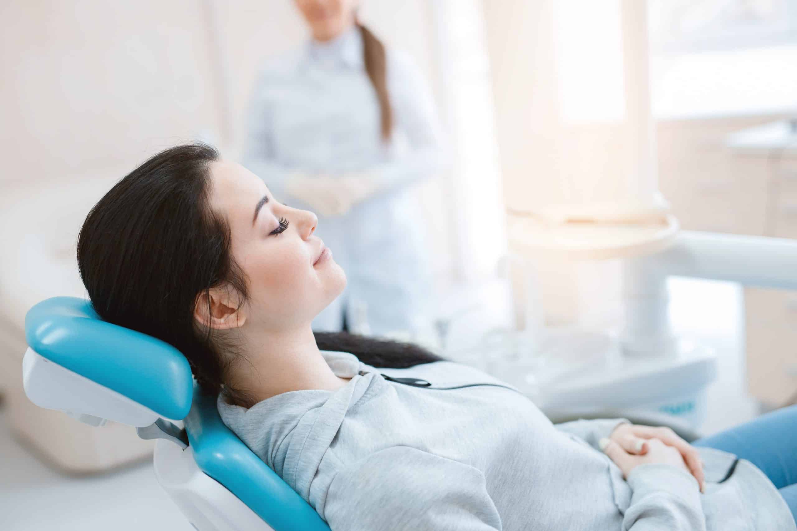 Can multiple dental procedures be done in a single sleep dentistry session?